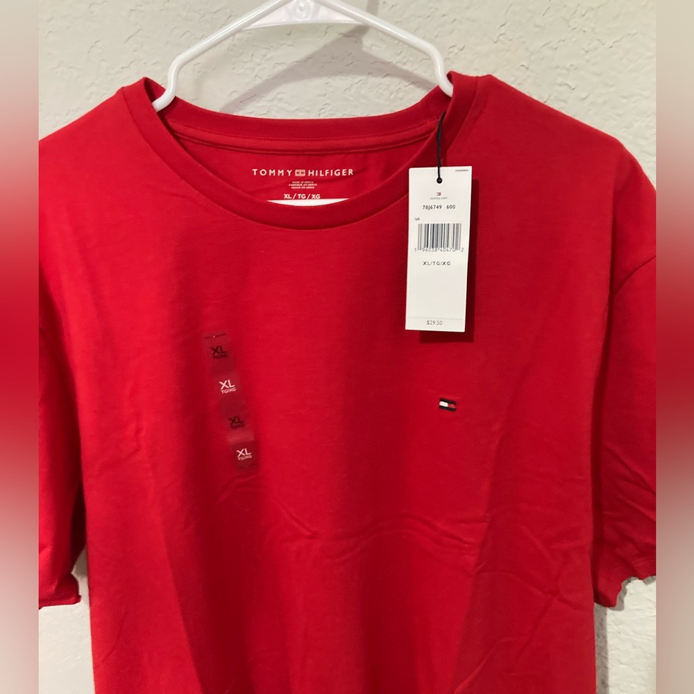 Tommy Hilfinger. Red T. NWT. Great fit